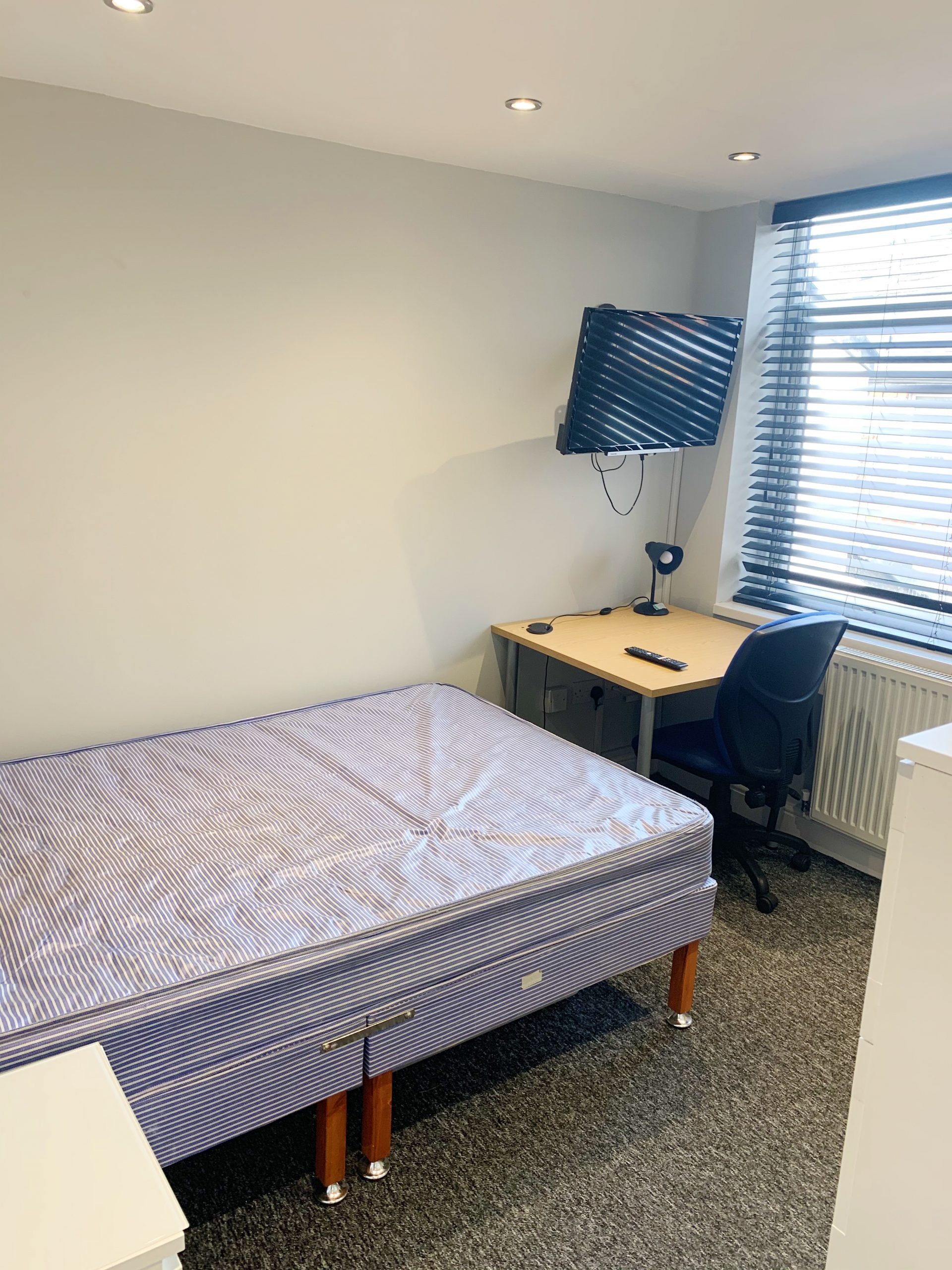 Student House 121 Empress Road Liverpool PM Properties