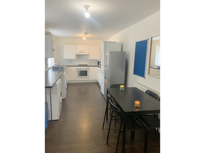 69 Empress Rd New Pics, Pic 11
