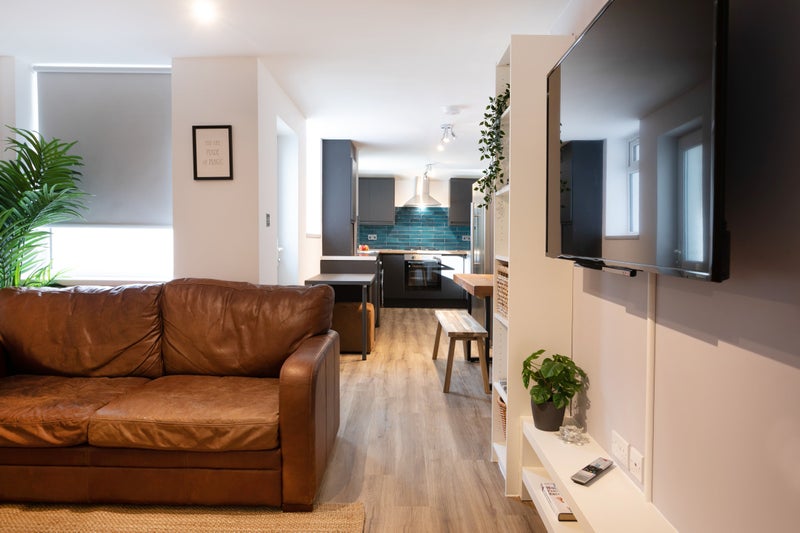 Kitchen Lounge