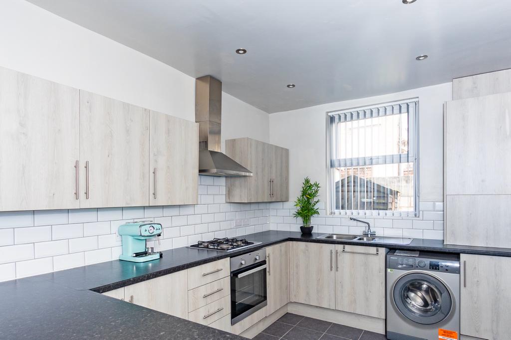 Kitchen 2